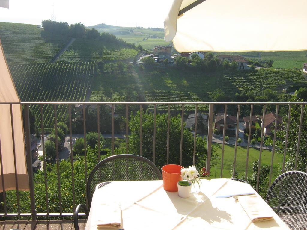 Il Borgo B&B Castellinaldo Luaran gambar