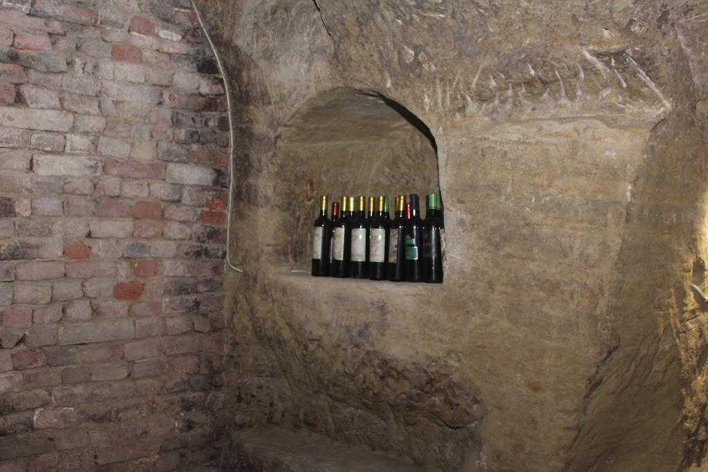 Il Borgo B&B Castellinaldo Luaran gambar