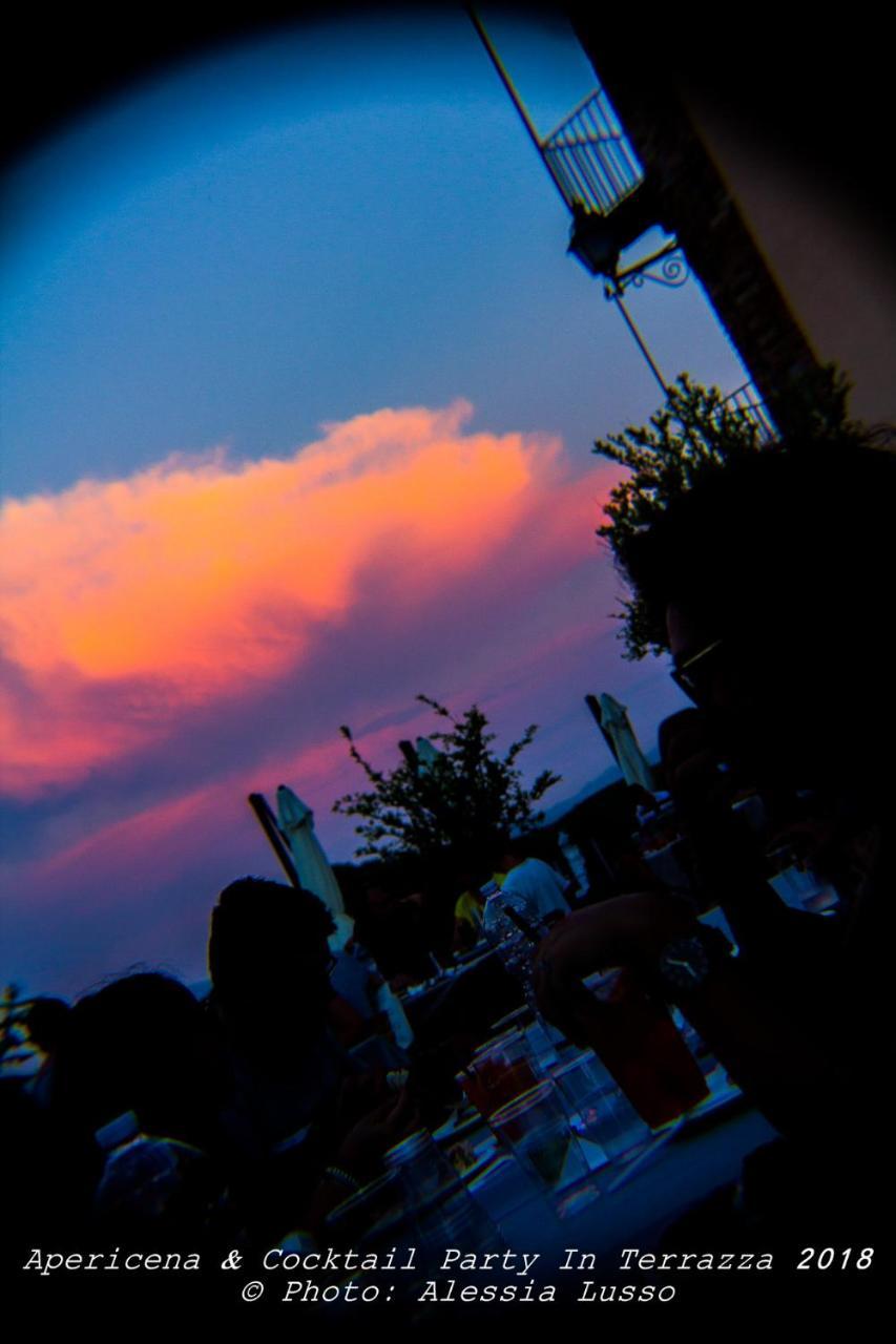 Il Borgo B&B Castellinaldo Luaran gambar